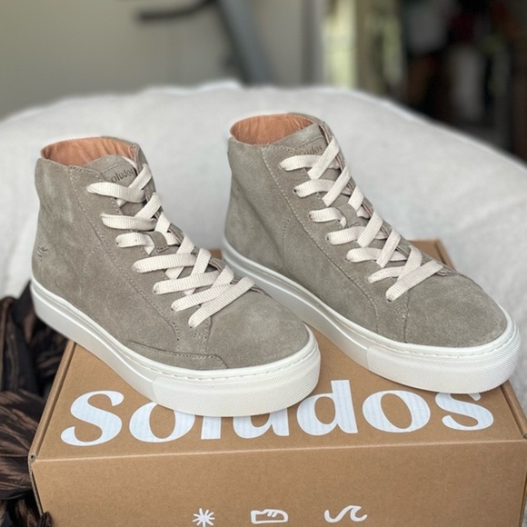 Soludos Ibiza High Top Sneaker in Sand New in Box - Picture 1 of 7